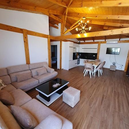 Klajdi Apartaments Саранде Екстериор снимка