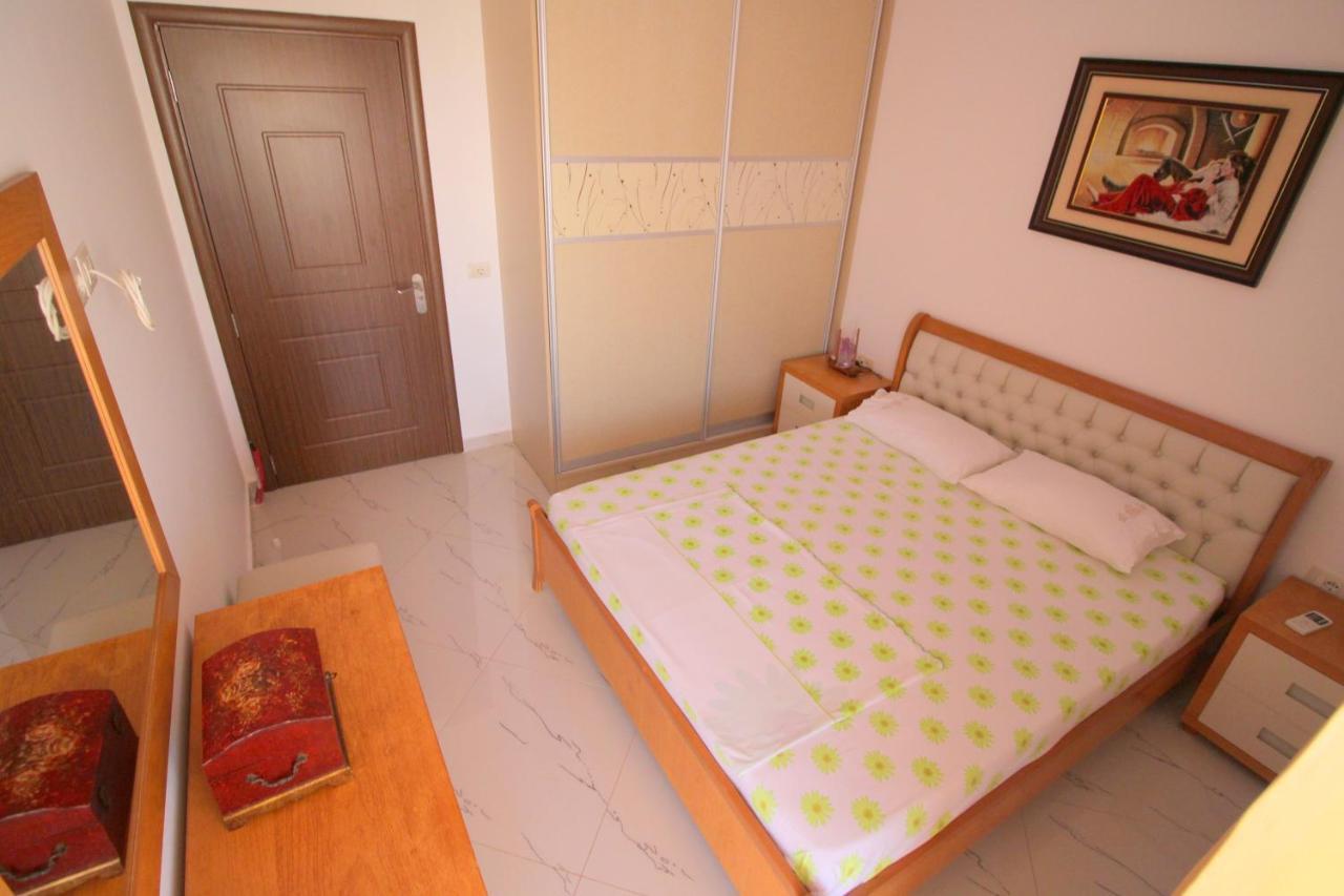 Klajdi Apartaments Саранде Екстериор снимка