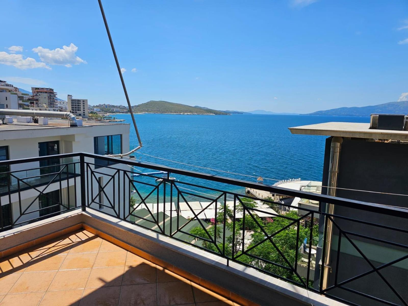 Klajdi Apartaments Саранде Екстериор снимка